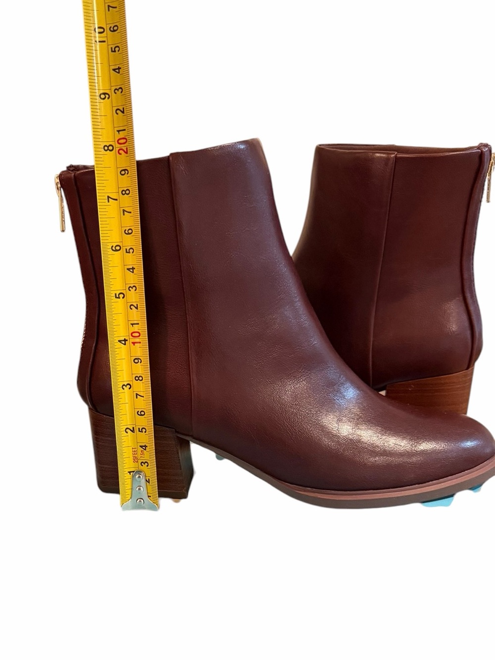 Baretraps Bessie Block Heel Bootie Bloodstone NEW In Box - Picture 5 of 9